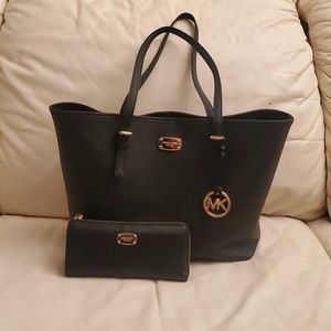 Michael Kors Bag with Wallet
